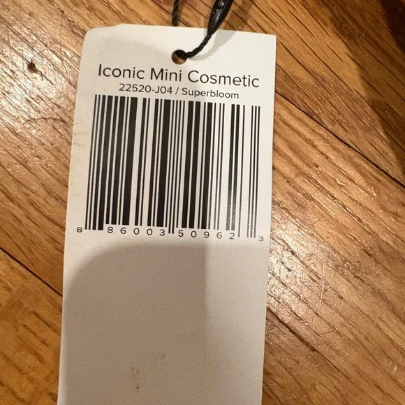 Vera Bradley Superbloom Iconic Mini Cosmetic in Retired NWT - Picture 2 of 7